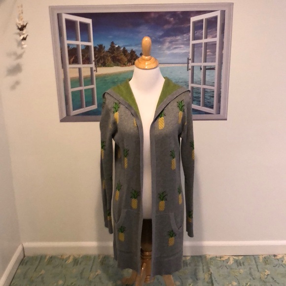 🌴HP🌴NWOT 🍍Pineapple Sweater Coat 1/8/18 - Picture 3 of 6